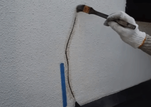 1.壁を洗浄して下地を塗る