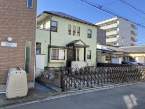 株式会社クラスリフォーム(外装領域)のイエローの施工事例