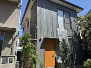 株式会社住友建装のブラックの施工事例