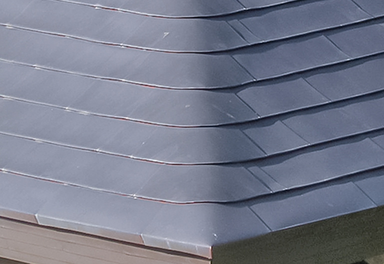 カナメ一文字葺き