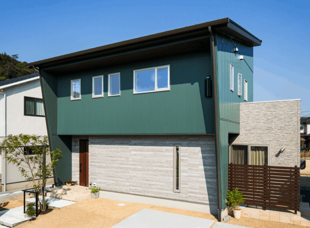 緑の外壁の施工事例