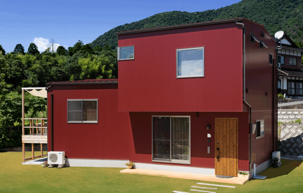 赤の外壁の施工例