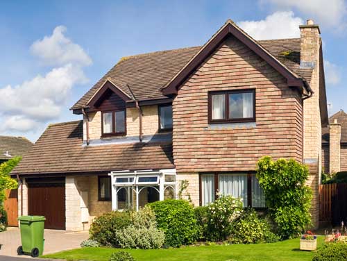 茶色の同系色の一戸建て