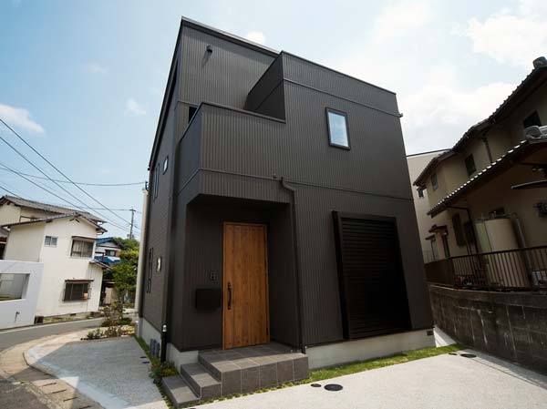 ケイミュー「モダンストライプ」施工例