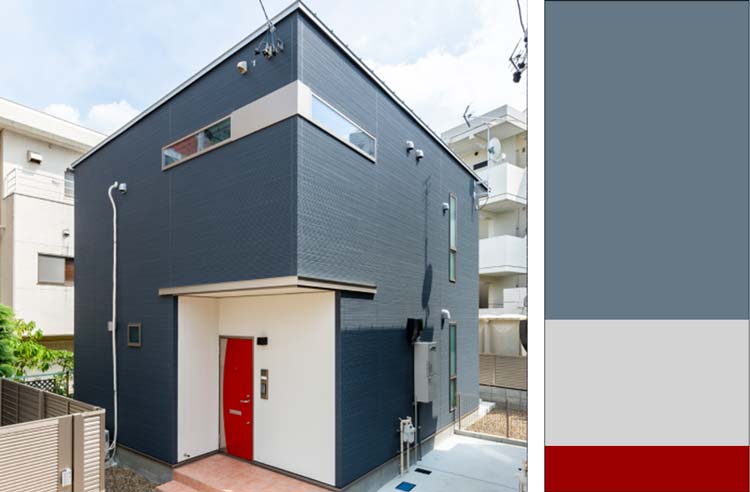 鮮やかな赤をポイント使いしたデザインの住宅