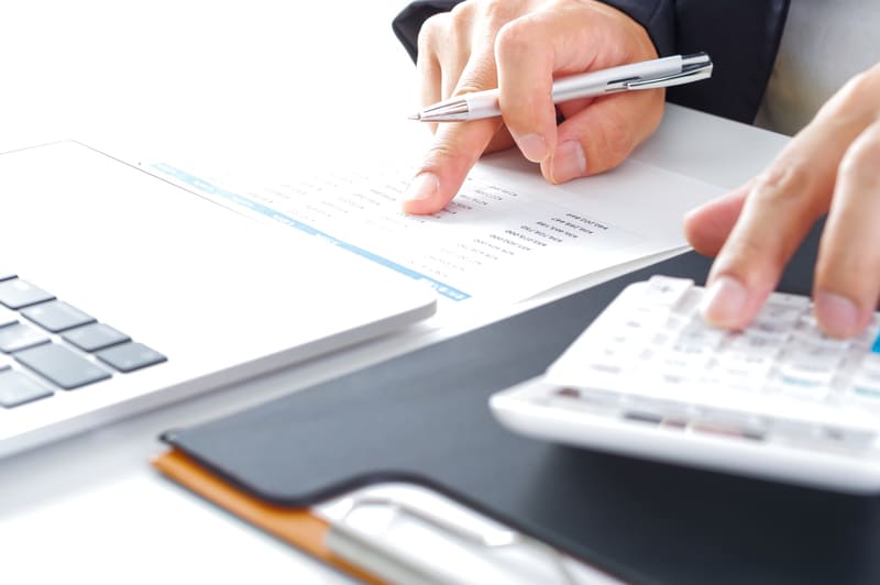 屋根瓦の修理業者の探し方・決め方について