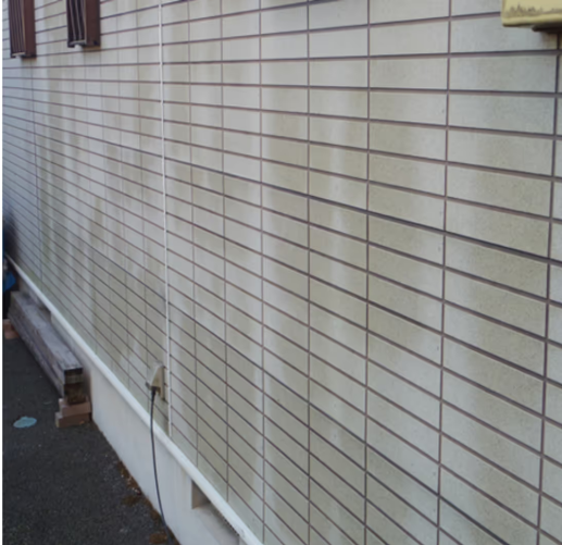 外壁の変色・色褪せについて