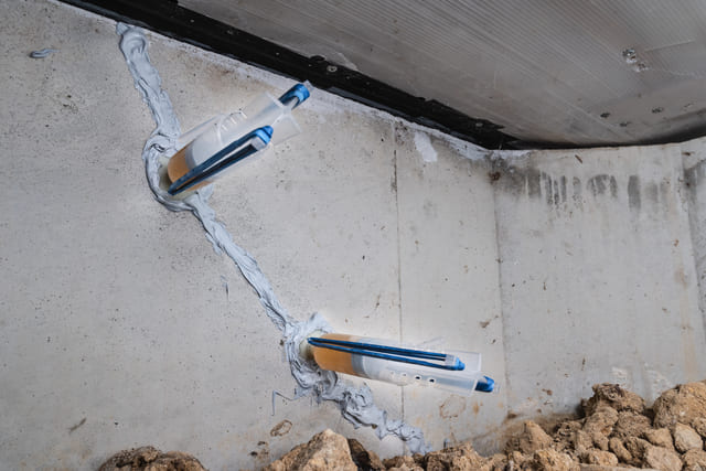 エポキシ樹脂注入工法