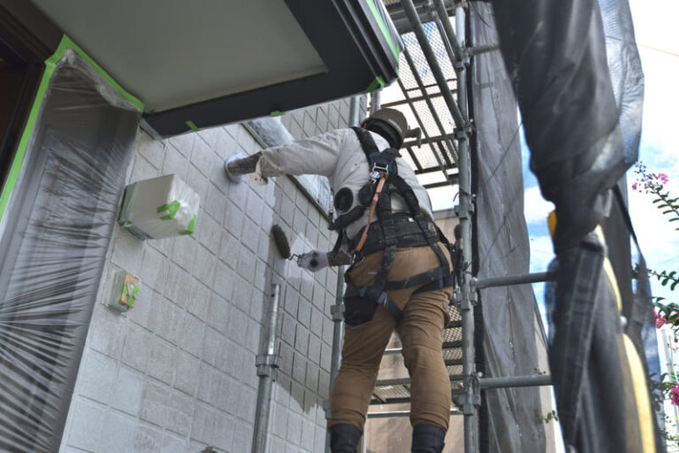 業者が行うコンクリートのクラック補修工事の種類について